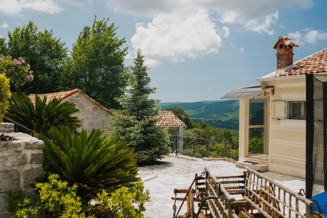 Dub Villa Cattaro
